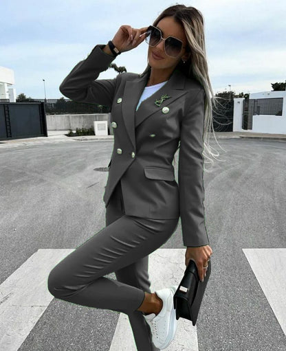 ENRICA - ELEGANT SUIT FOR CAREER WOMEN