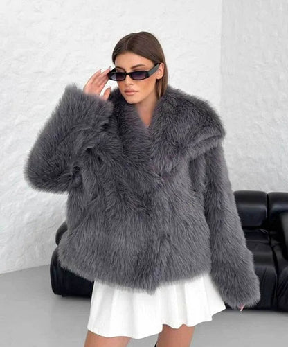 CHIARA - LUXURY FAUX FUR COAT