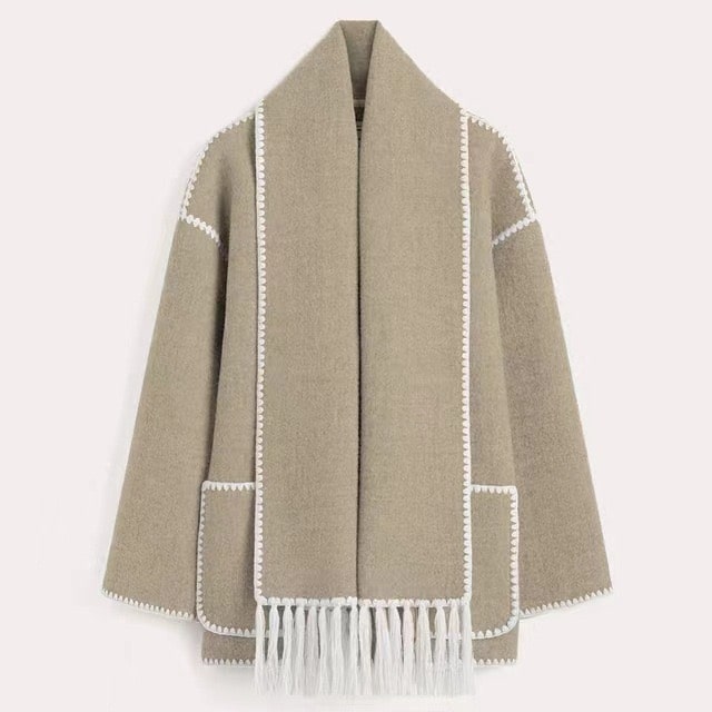 VIONA - COMFORTABLE WOOL CAPE