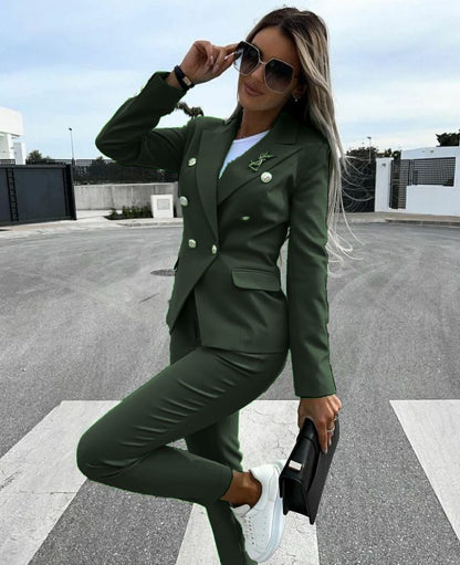 ENRICA - ELEGANT SUIT FOR CAREER WOMEN