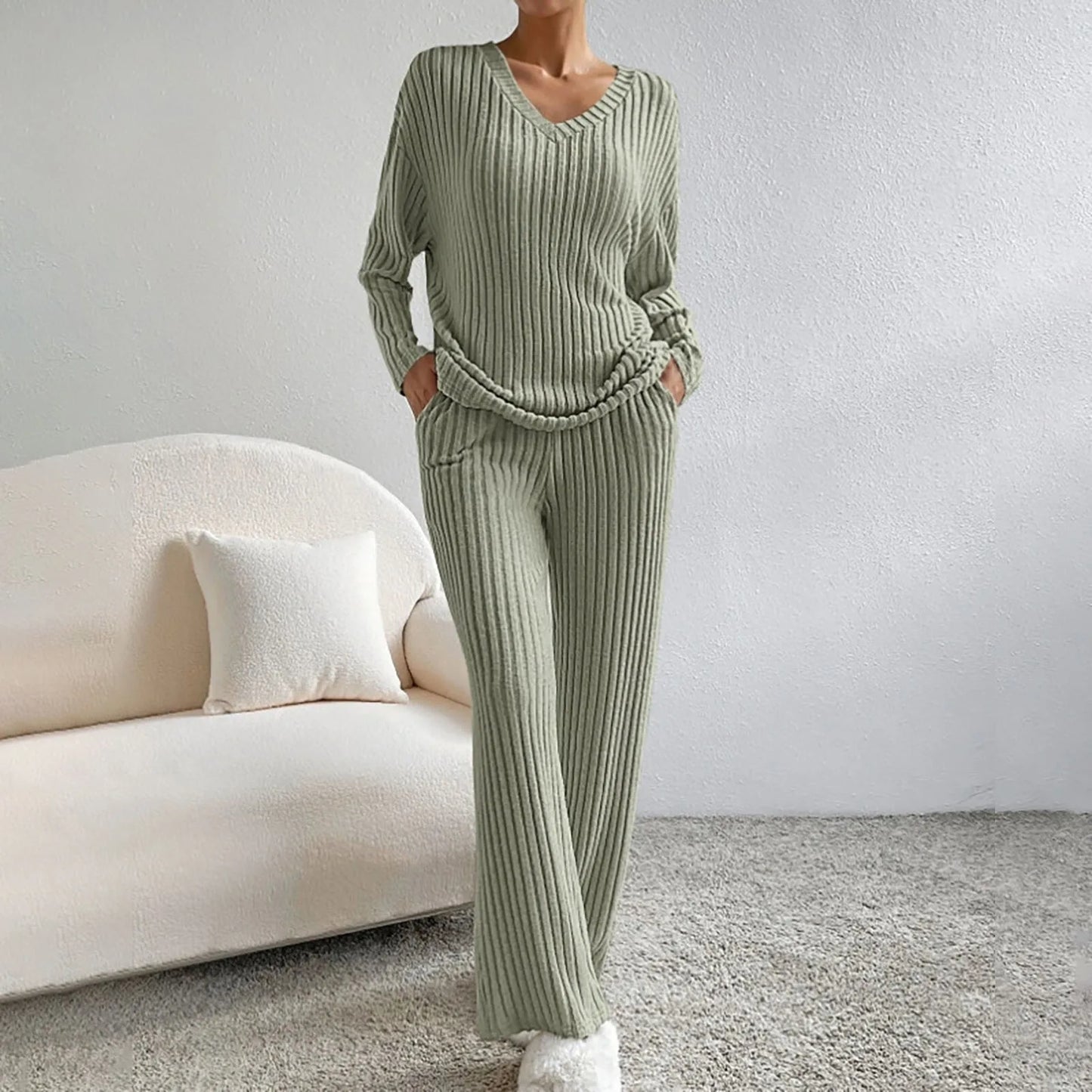 LIV - KNITTED 2-PIECE SET