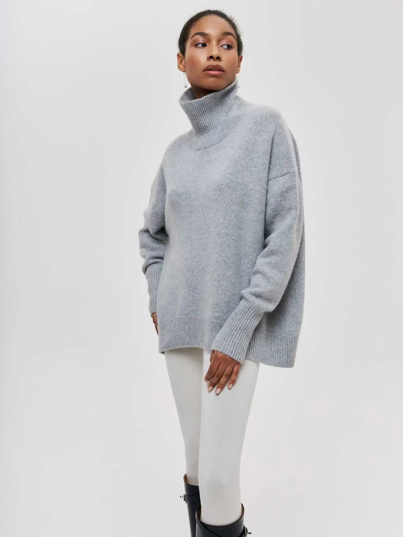 LAILA - ELEGANT TURTLENECK FOR WINTER