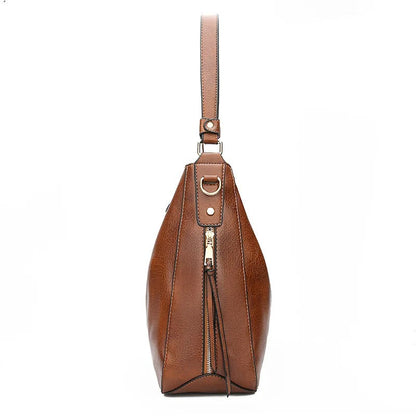 SANNE – DESIGN SHOULDER BAG IN SOFT LEATHER