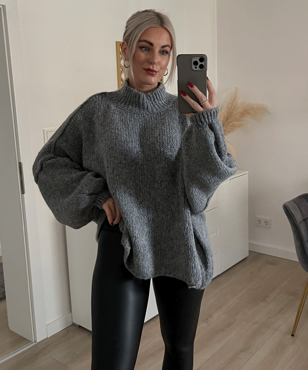 SKYLAR - RELAXED LOOSE KNIT SWEATER